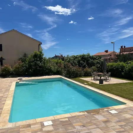 Διαμέρισμα Marco *